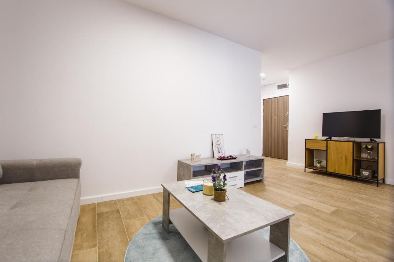 Lovely Home At West Residence Oradea Dış mekan fotoğraf