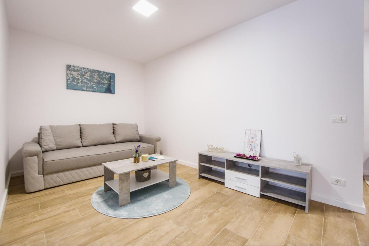 Lovely Home At West Residence Oradea Dış mekan fotoğraf